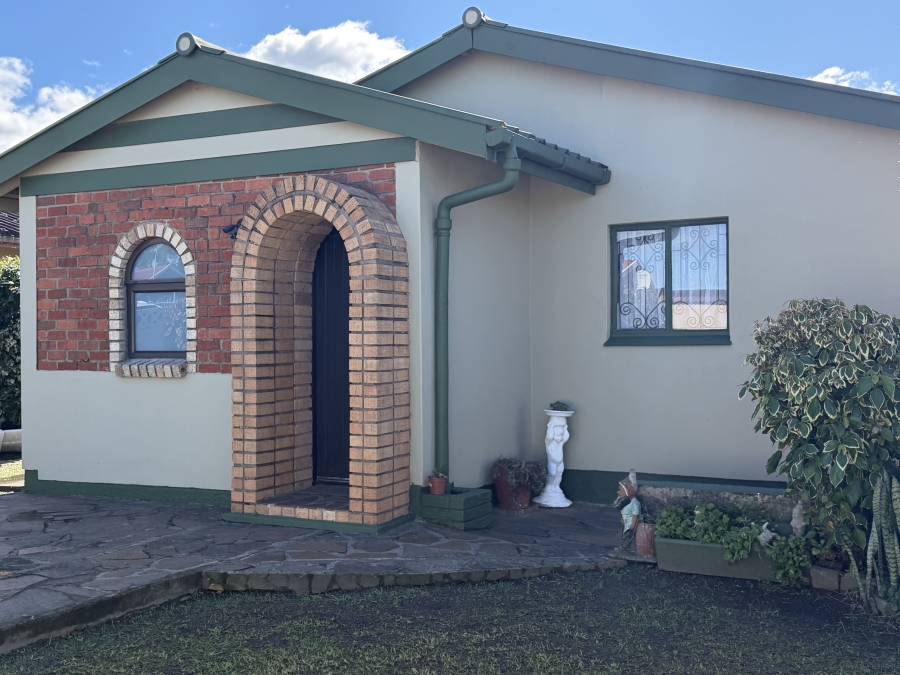 3 Bedroom Property for Sale in Braelyn Eastern Cape